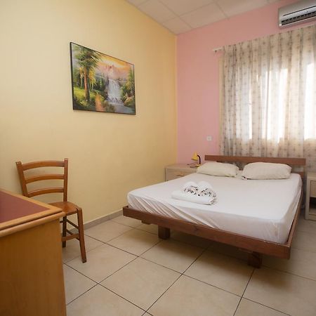 Sky Hostel Tel Aviv Eksteriør billede