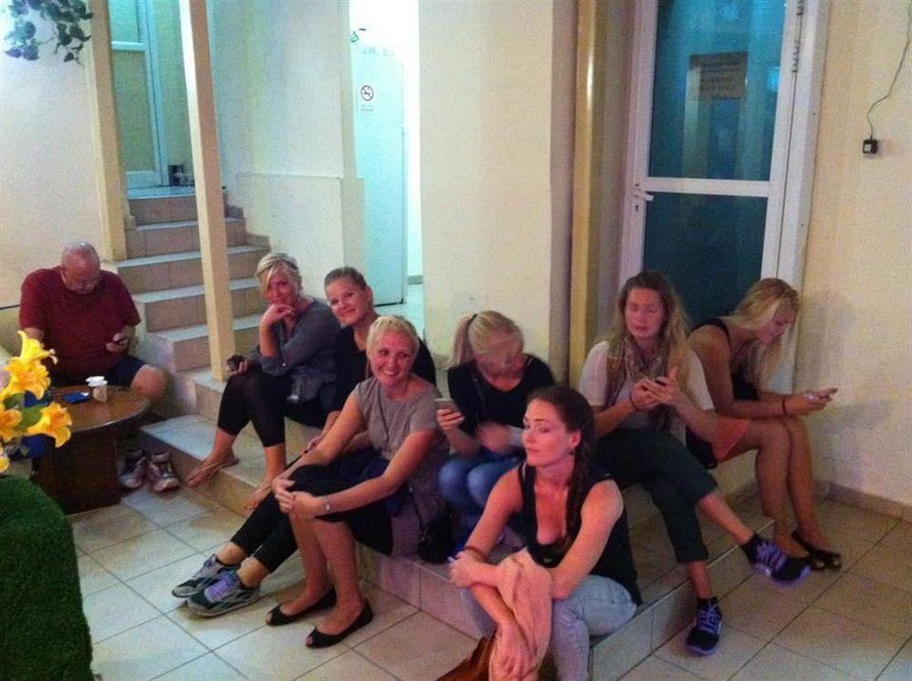 Sky Hostel Tel Aviv Eksteriør billede
