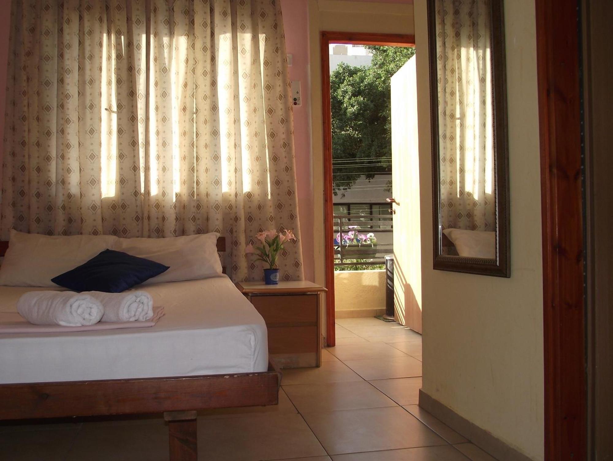 Sky Hostel Tel Aviv Værelse billede