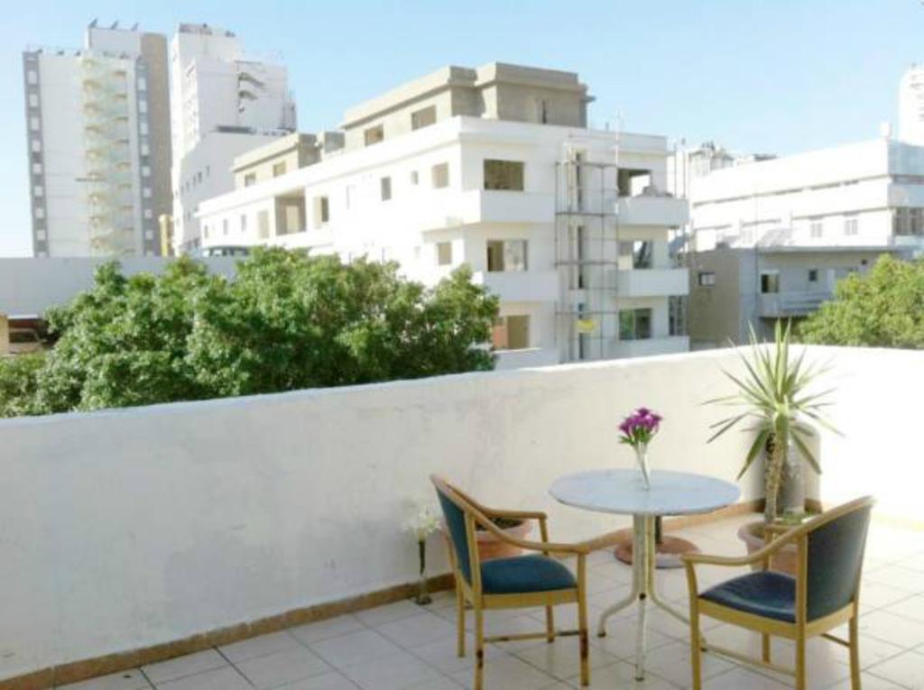 Sky Hostel Tel Aviv Eksteriør billede