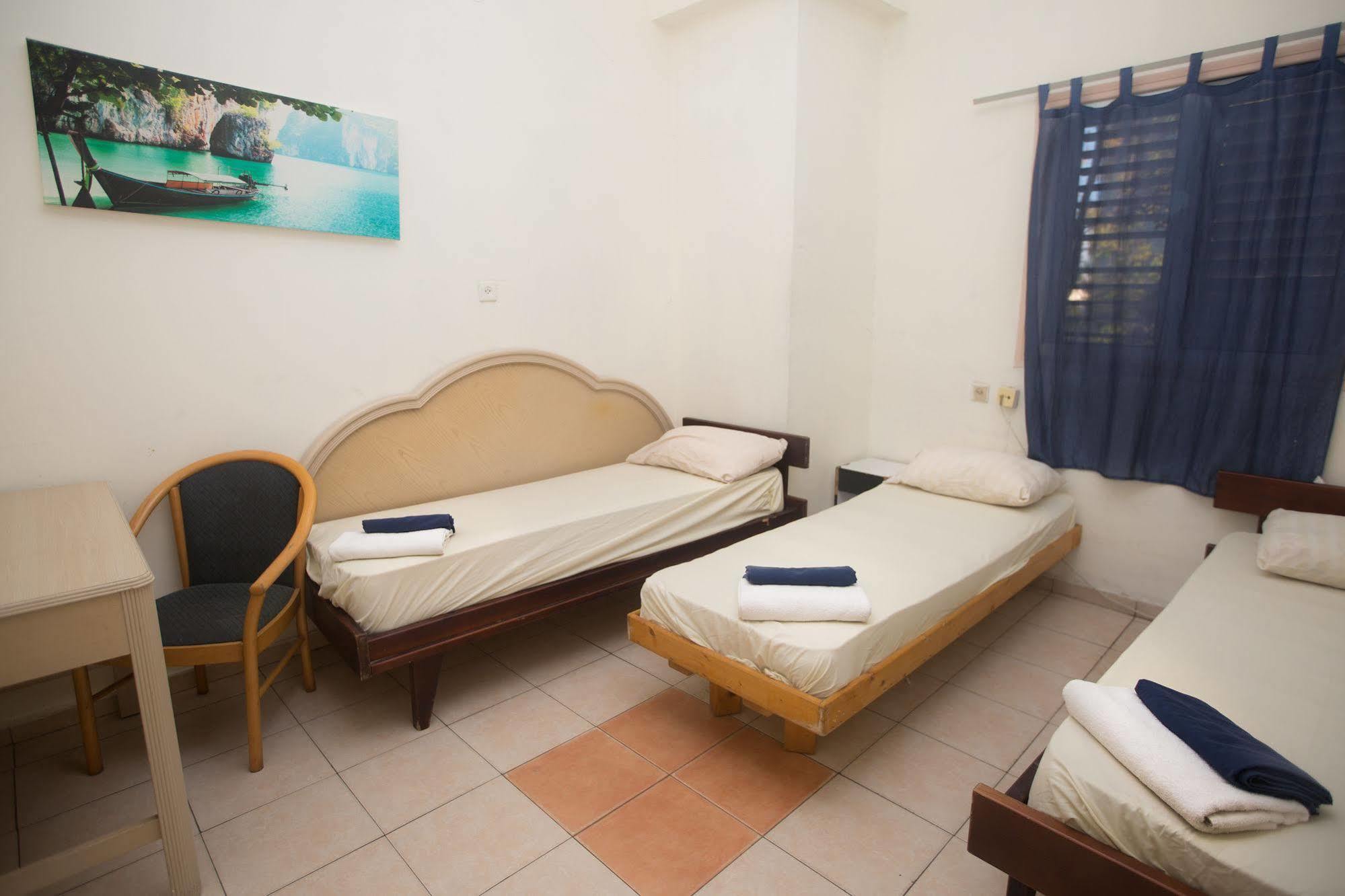 Sky Hostel Tel Aviv Eksteriør billede